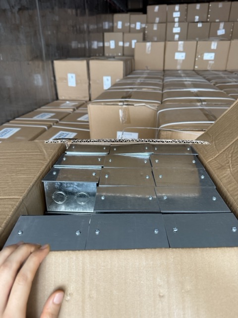 IEC 61386 CAJA METALLIC.jpeg